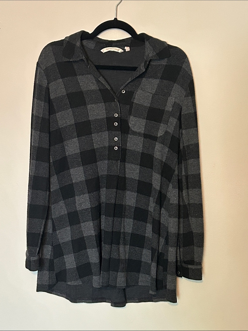 Soft Surroundings Black & Gray Plaid Henley